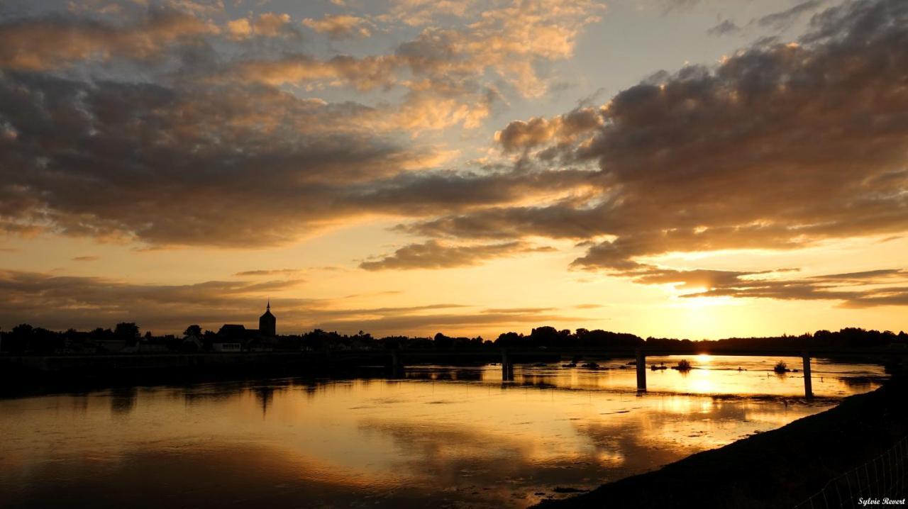 La Vue Loire Maison Saint-Denis-de l'Hotel ภายนอก รูปภาพ